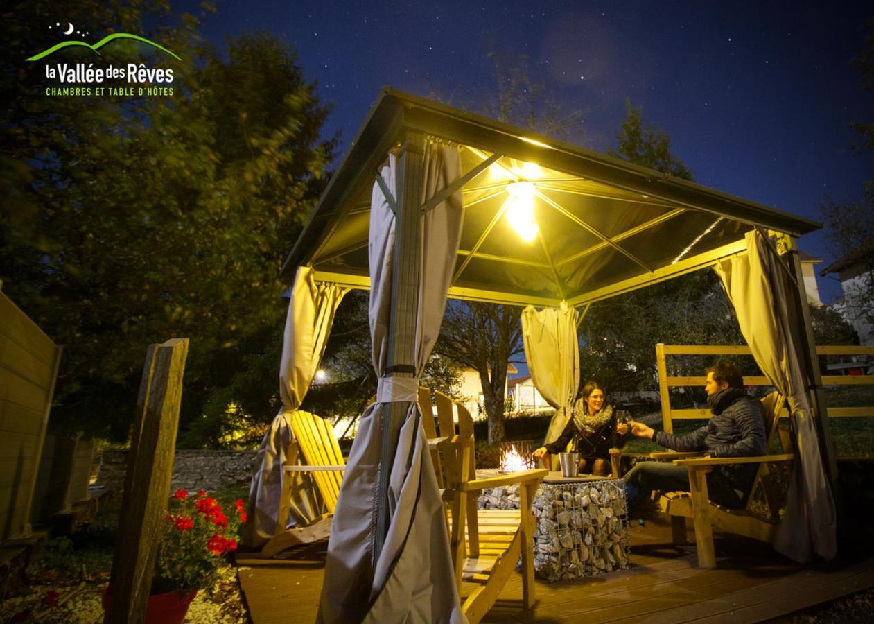 Maison D'Hotes & Spa La Vallee Des Reves Nods Kültér fotó